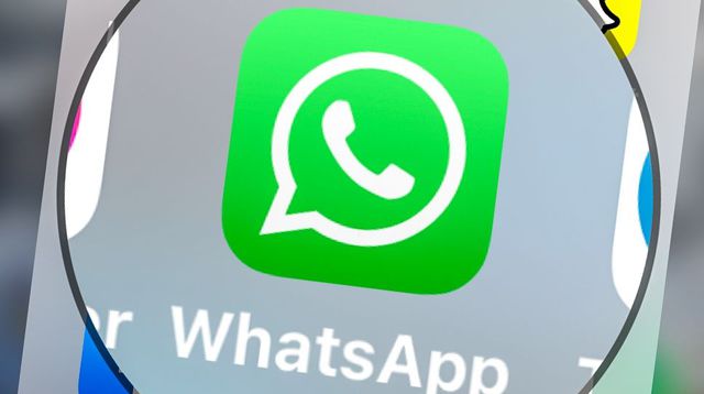 Lire la suite à propos de l’article Actu communisme: WhatsApp touché par une panne mondiale, l’envoi des messages impossible