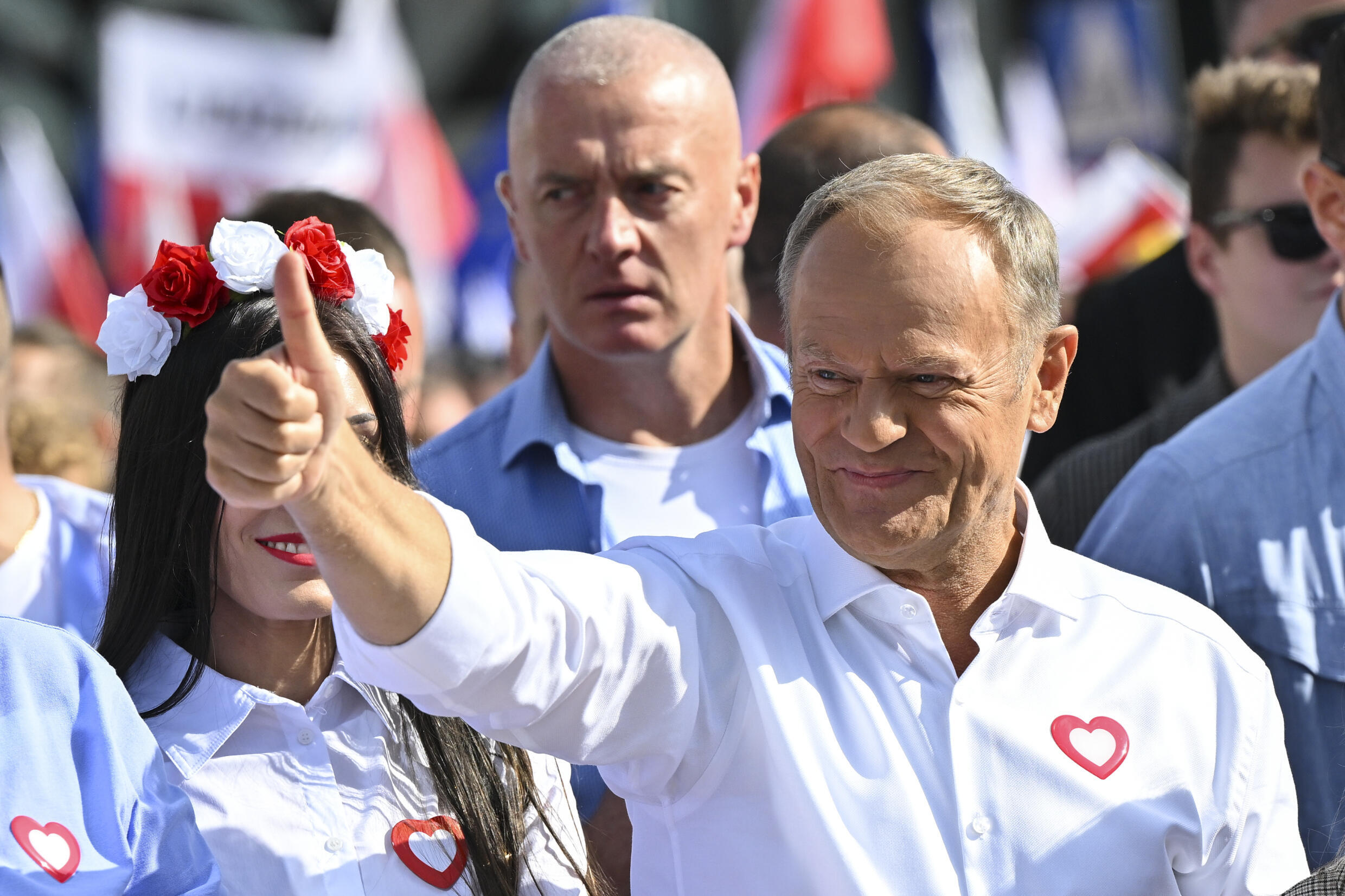Donald Tusk, ancien Premier ministre et ex-président du Conseil européen, est devenu le chef du bloc centriste Plateforme civique (PO) lors de la marche anti-gouvernementale dans le centre de Varsovie, le 1ᵉʳ octobre 2023.